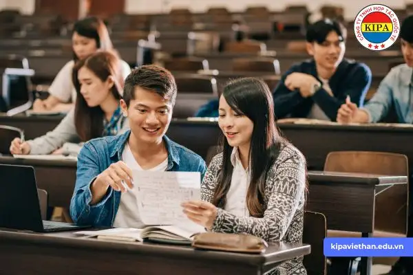 Chính sách học bổng hấp dẫn cho sinh viên quốc tế